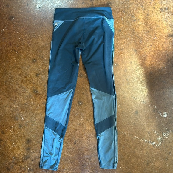 Fabletics leggings - Picture 3 of 3